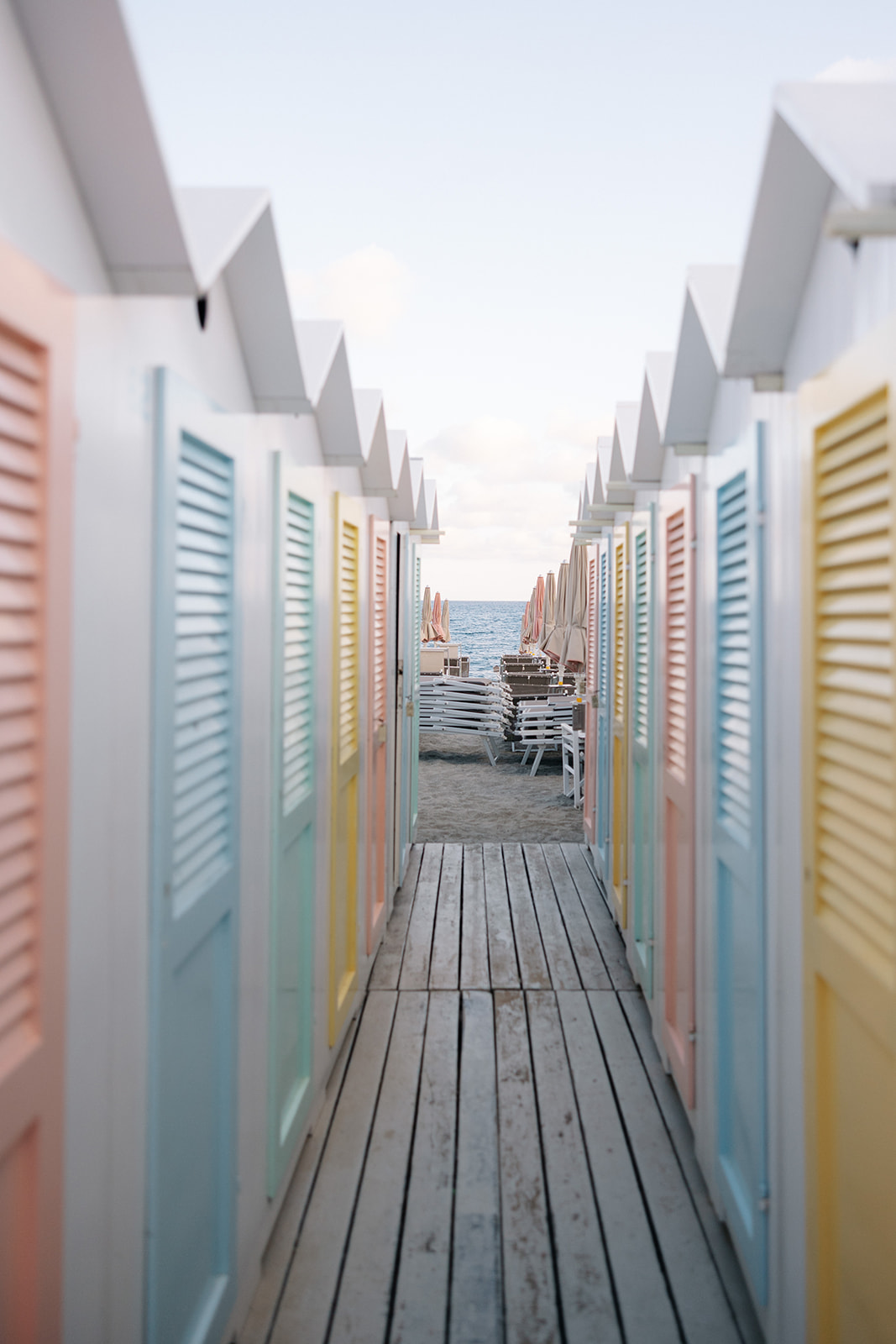 Beach Club Weddings: Why Every Destination Wedding Weekend Needs One